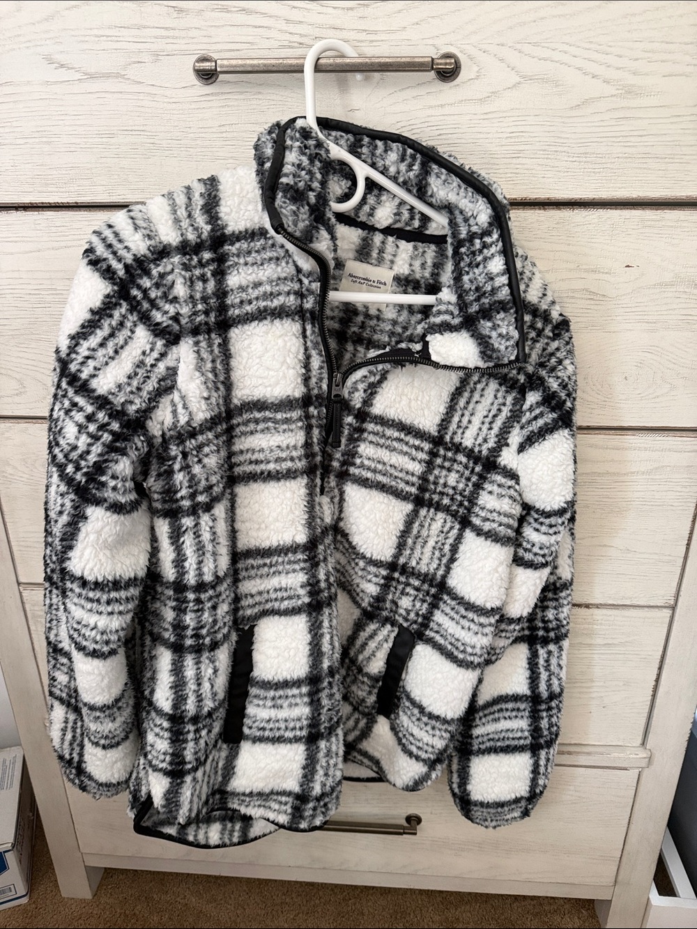 Abercrombie & Fitch Black and White Plaid Teddy Jacket